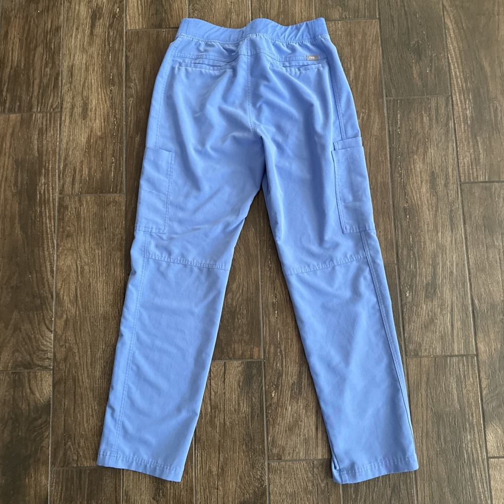 FIGS Scrub Sets (2) Men Medium Leon Top Axim Cargo Pants Blue Medical - Picture 9 of 16